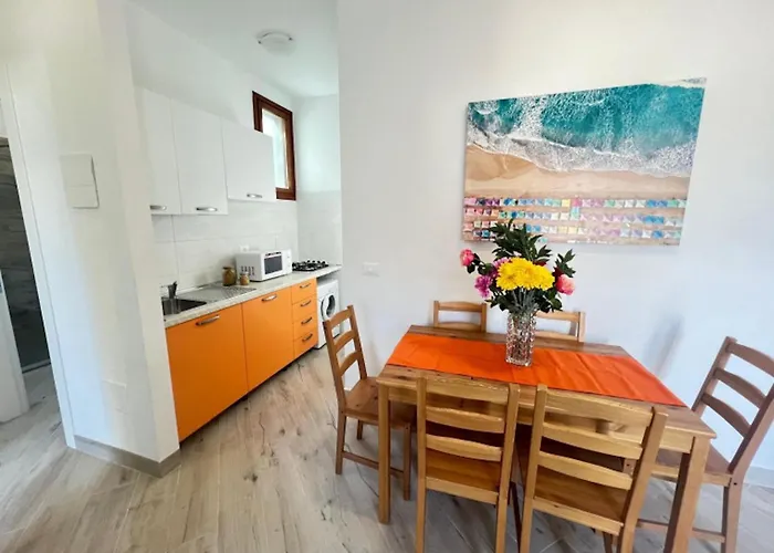 Apartment Charming In A Quiet Area